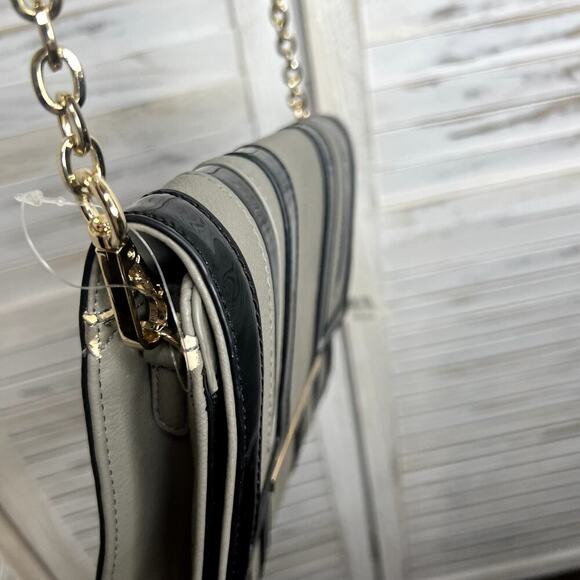 BIG BUDDHA Women's Gray Temple Black Patent Leather Chain Strap Handbag NWT - Picture 6 of 13